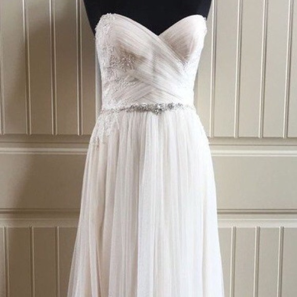 Maggie Sottero Patience Ivory - Picture 2 of 9